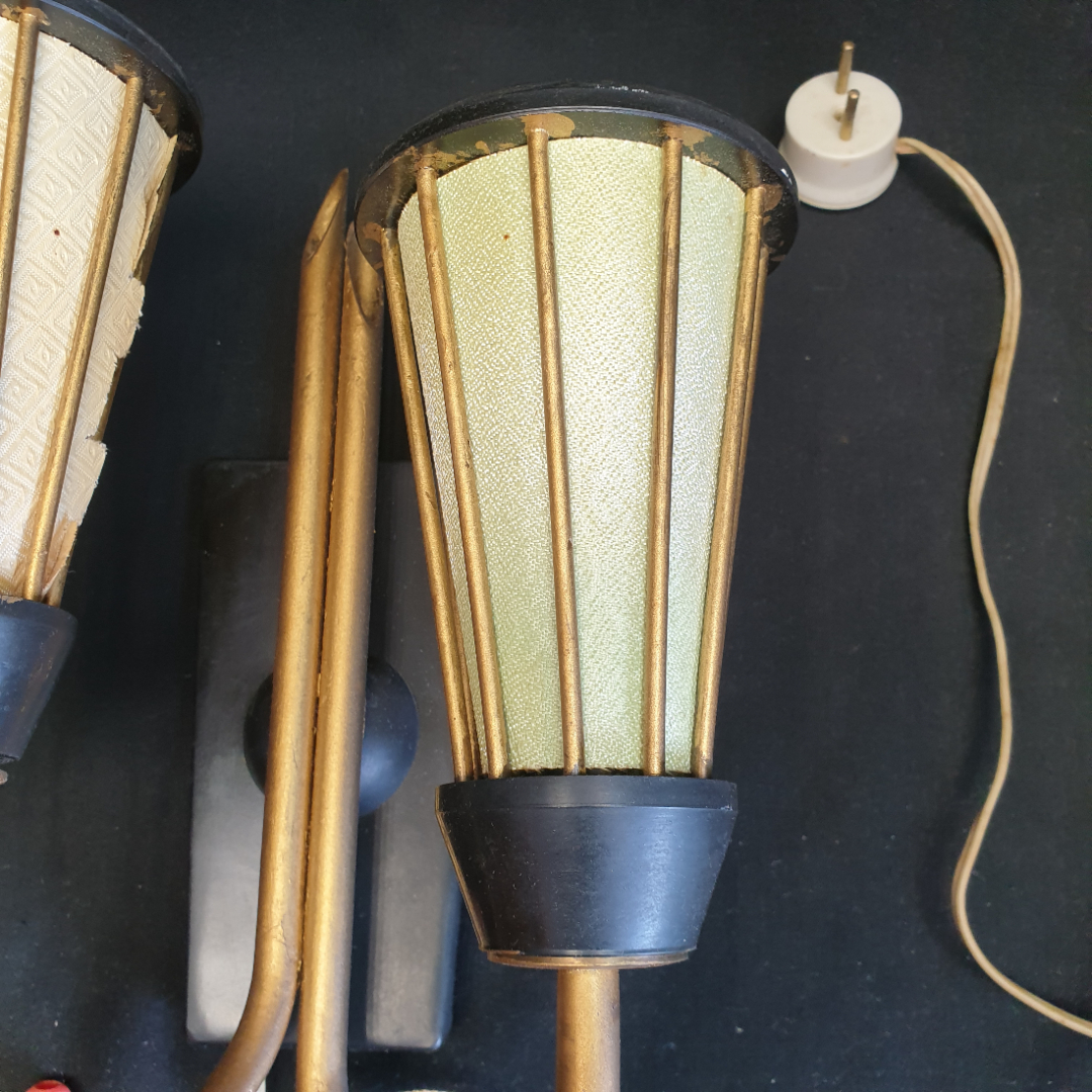 Светильник (бра) на две лампы, узкий цоколь, работает, 1976г. СССР. Картинка 2